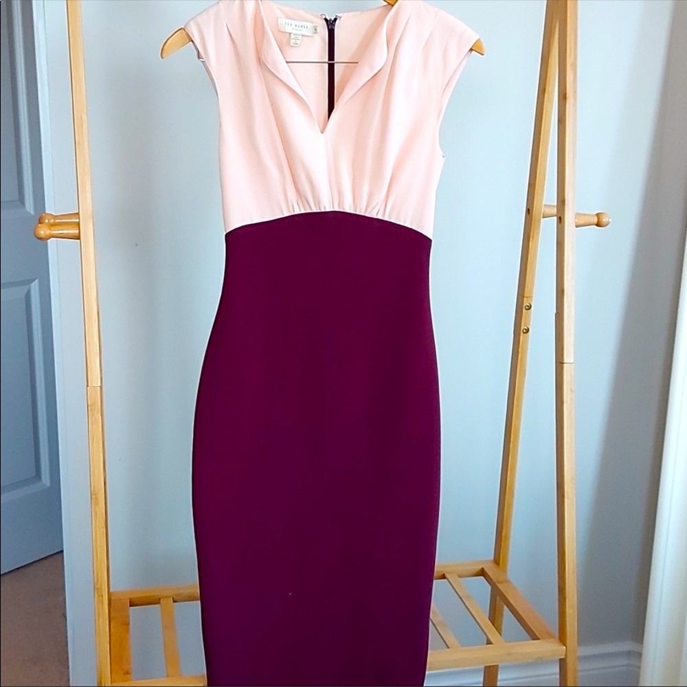 💜 Ted Baker Body Con Dress 💜